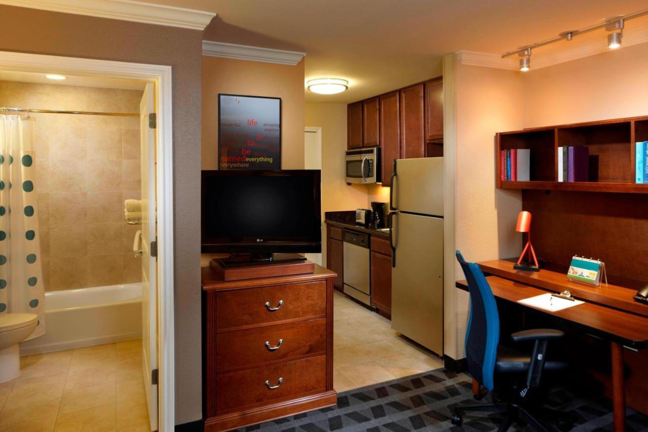Towneplace Suites Houston North/Шенандоа Екстер'єр фото