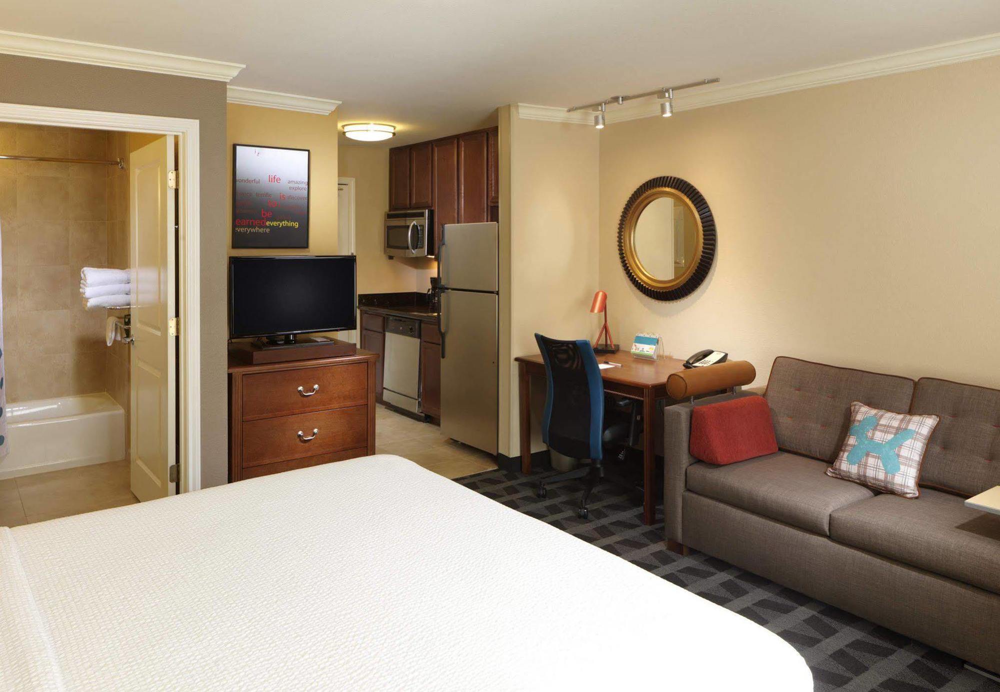 Towneplace Suites Houston North/Шенандоа Екстер'єр фото