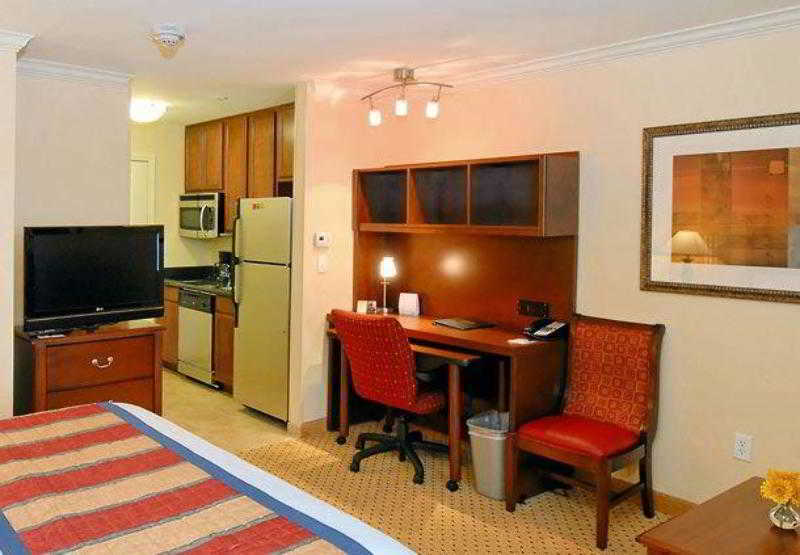 Towneplace Suites Houston North/Шенандоа Екстер'єр фото